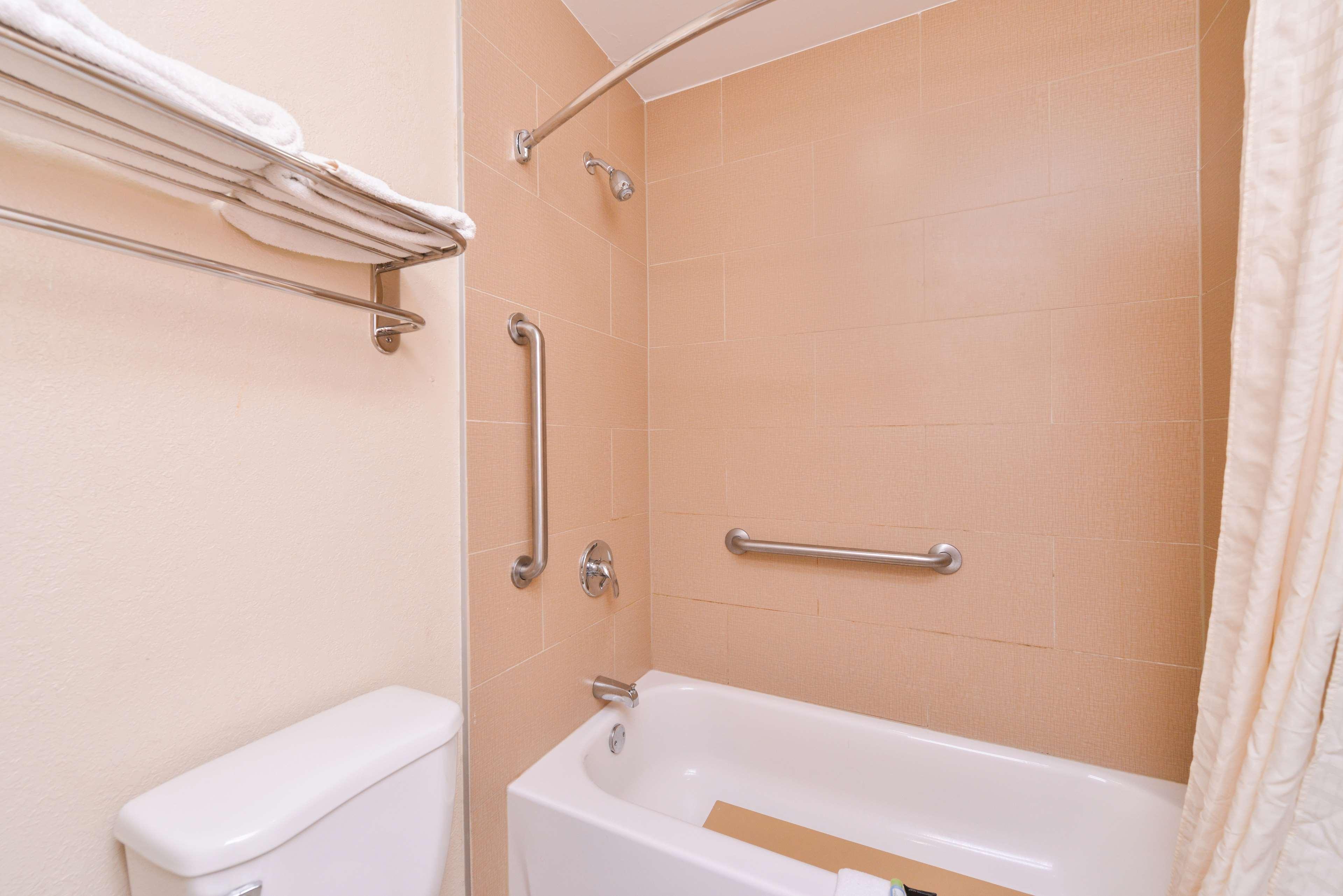 Americas Best Value Inn-Nashville/Airport South Extérieur photo