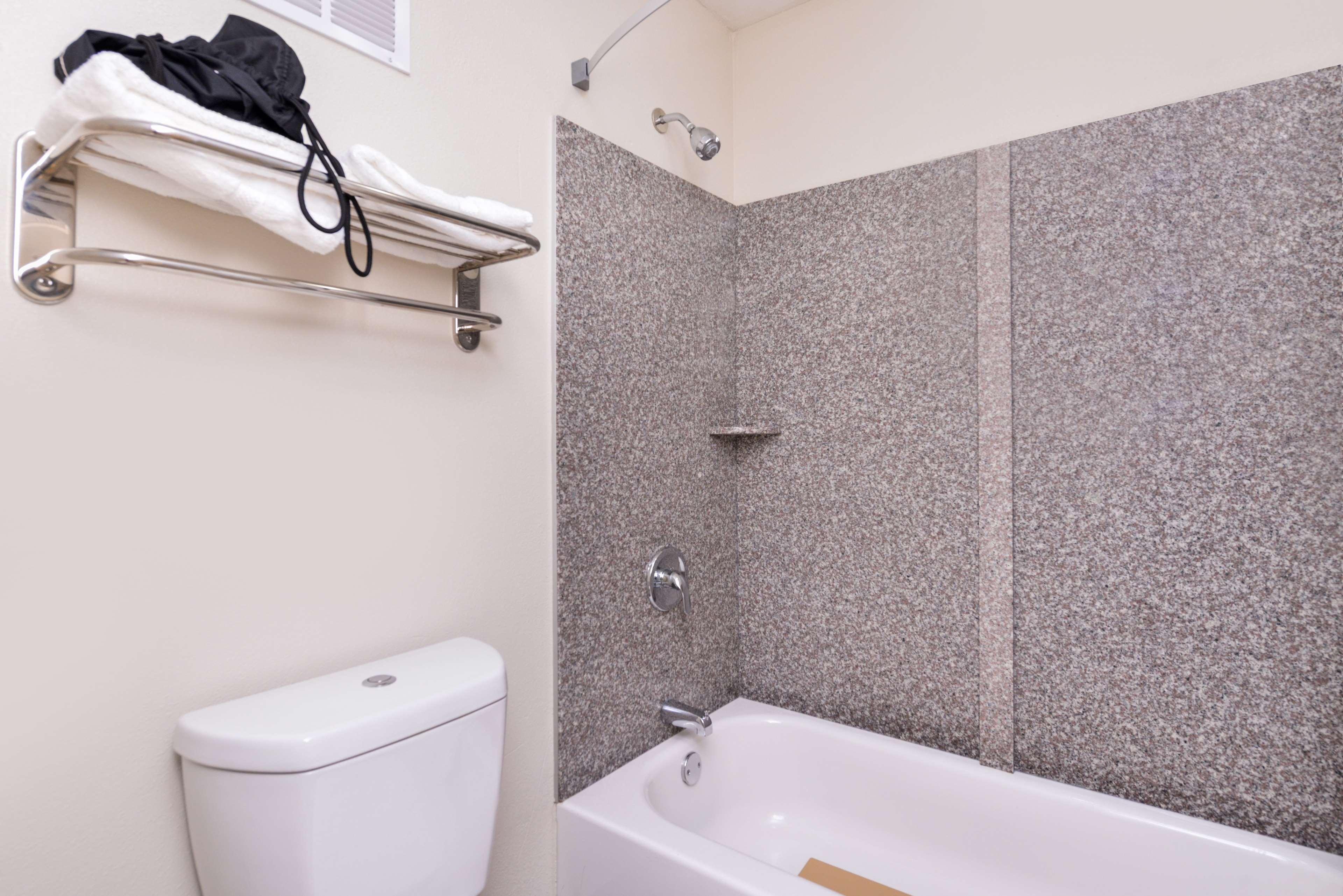 Americas Best Value Inn-Nashville/Airport South Extérieur photo