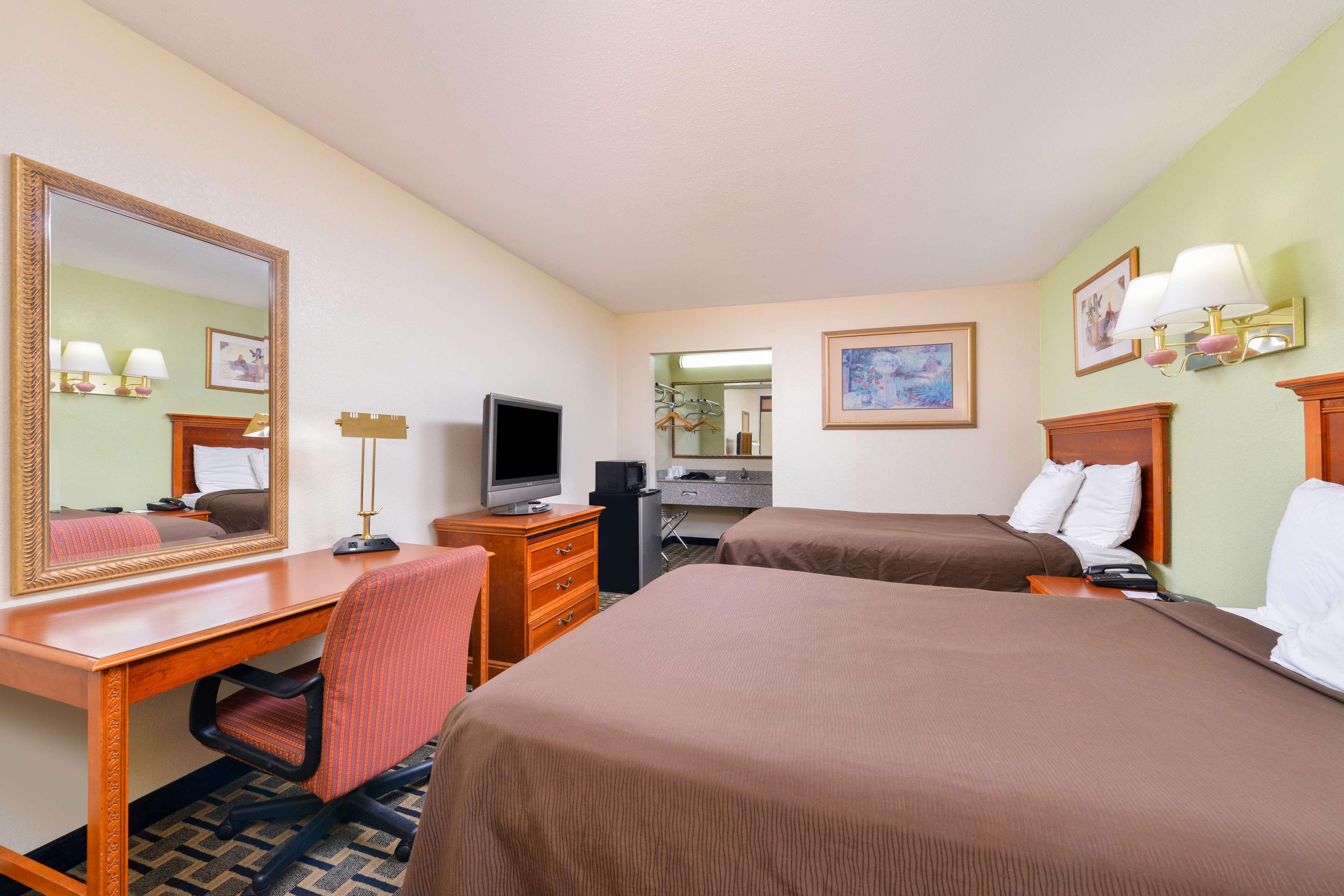 Americas Best Value Inn-Nashville/Airport South Extérieur photo