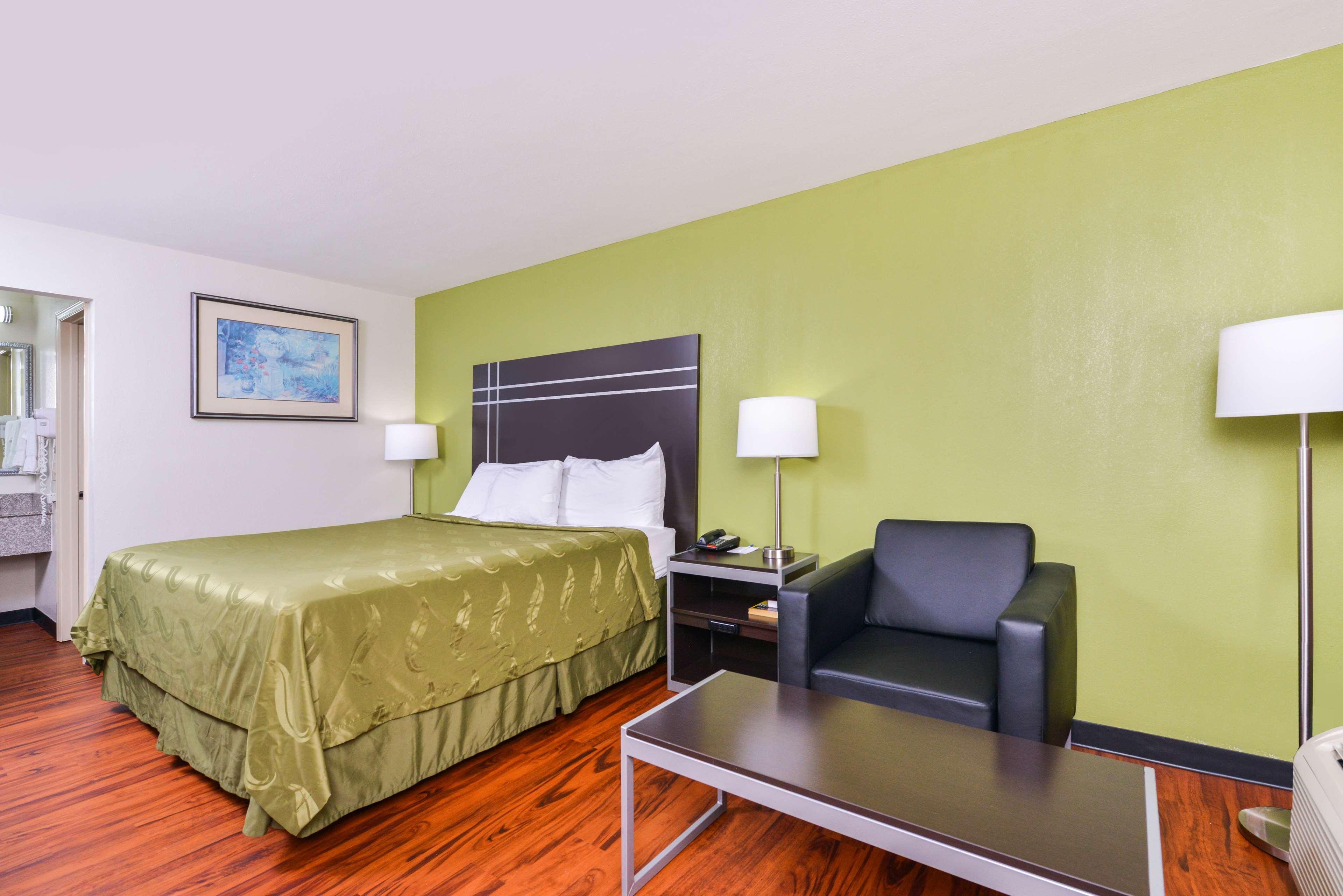 Americas Best Value Inn-Nashville/Airport South Extérieur photo